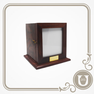 Essential - Wooden Cube