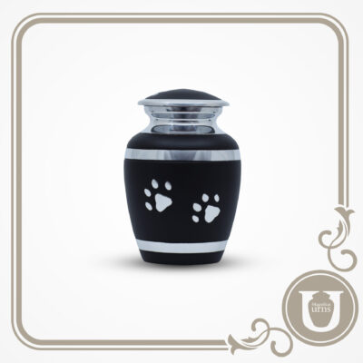Medallion Paw Black